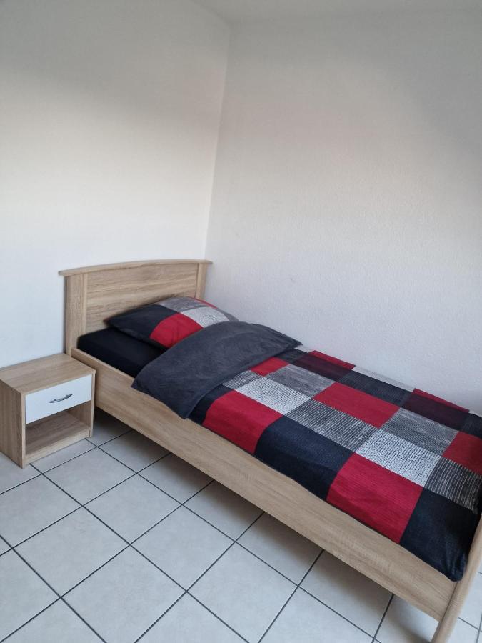 Monteurzimmer/Ferienwohnung Brauckstrasse, Gladbeck Eksteriør billede
